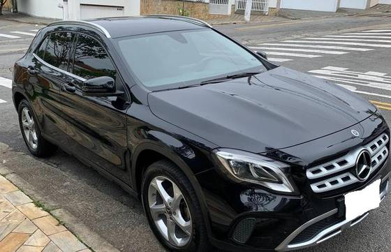 MERCEDES-BENZ GLA 200 1.6 CGI FLEX ADVANCE 7G-DCT